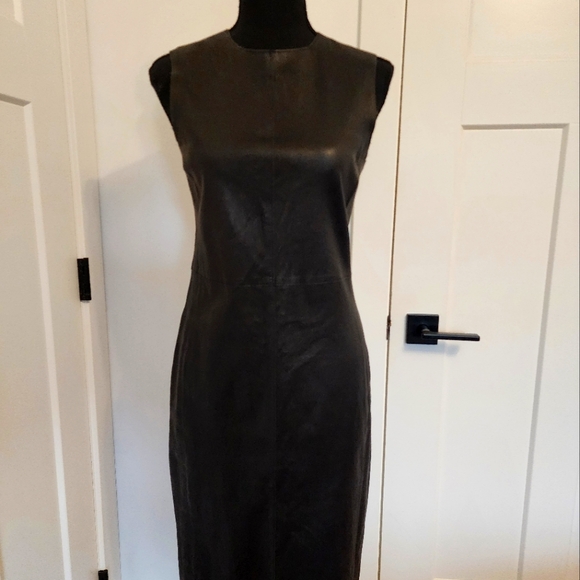 Gorgeous Designer Vince Black Leather Dress - Picture 2 of 4